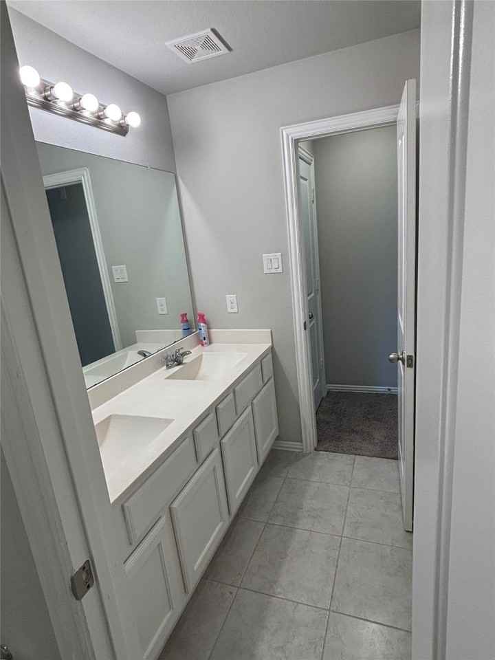 3734 Bach St #3734 - Photo 7 of 37