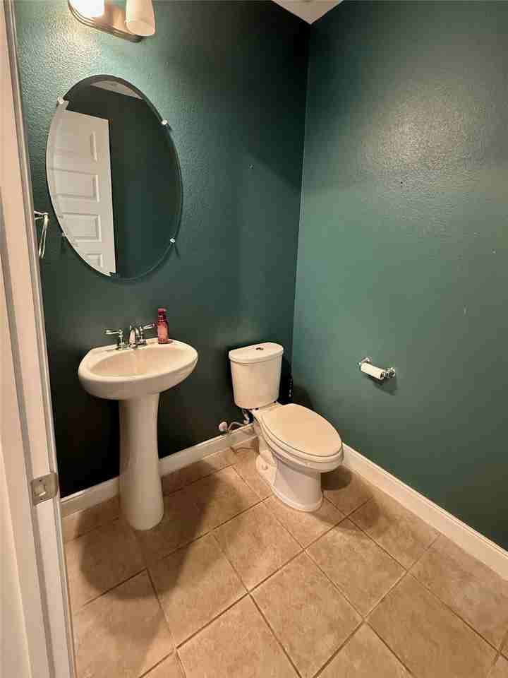 3707 Parkcrest Ct #3707 - Photo 3 of 25