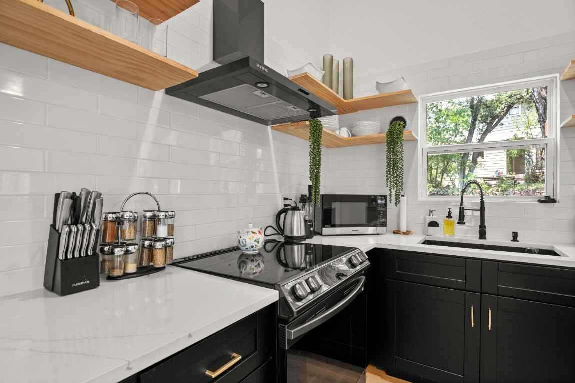 3904 Highland Dr #3904 - Photo 2 of 37