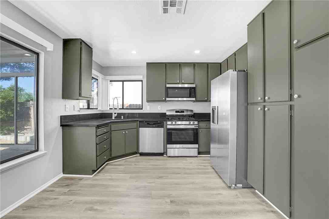 1721 Viridan Ave #1721 - Photo 6 of 26