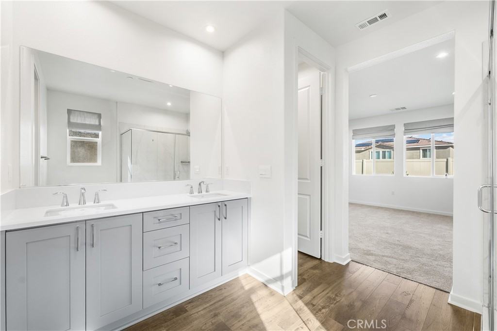 41846 Castello Ln #41846 - Photo 6 of 46