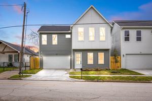 featured image of 747 Dumble St #747