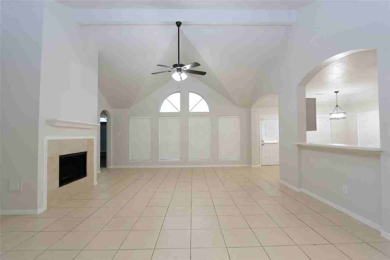 16243 April Ridge Dr #16243 - Photo 7 of 18