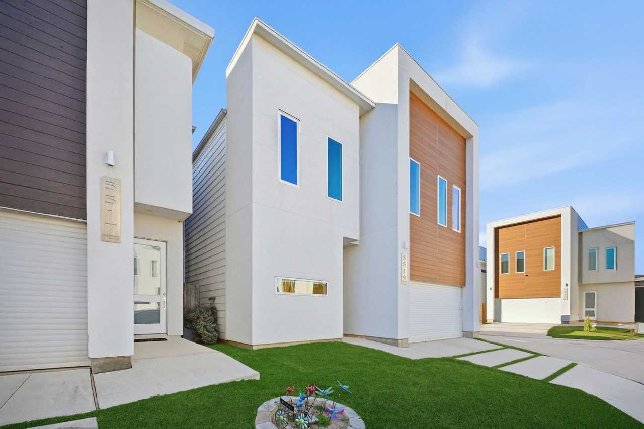 5519 Paraiso Pl #5519