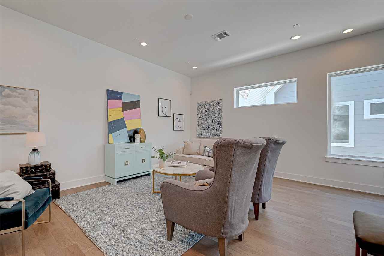 6030 Beall St #6030 - Photo 2 of 19