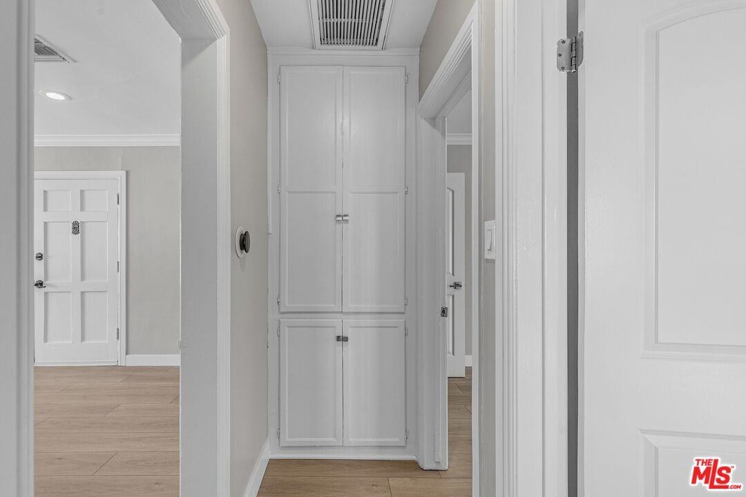 8619 1/2 W Olympic Blvd #8619 - Photo 3 of 21