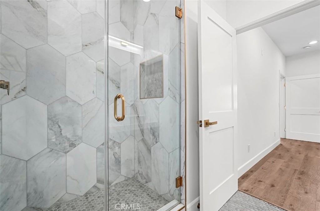 720 W Altadena Dr #7201-2 - Photo 2 of 10