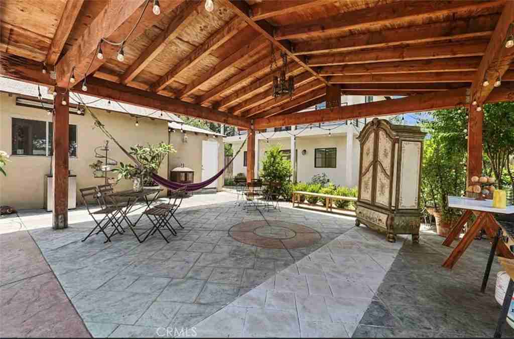 720 W Altadena Dr #7201-2 - Photo 7 of 10