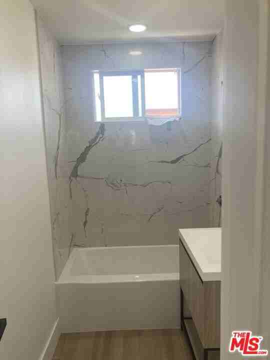 1101 W 106th St #1101-8 - Photo 5 of 13