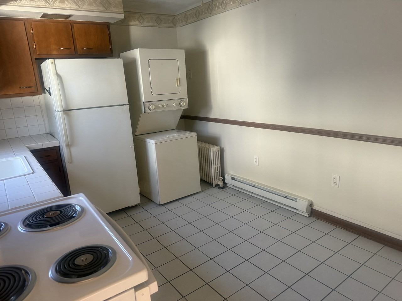 247 Belmont St #2 - Photo 4 of 4