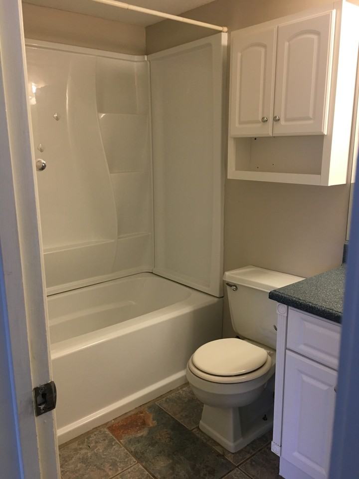 207 Wisconsin St #1 - Photo 6 of 7