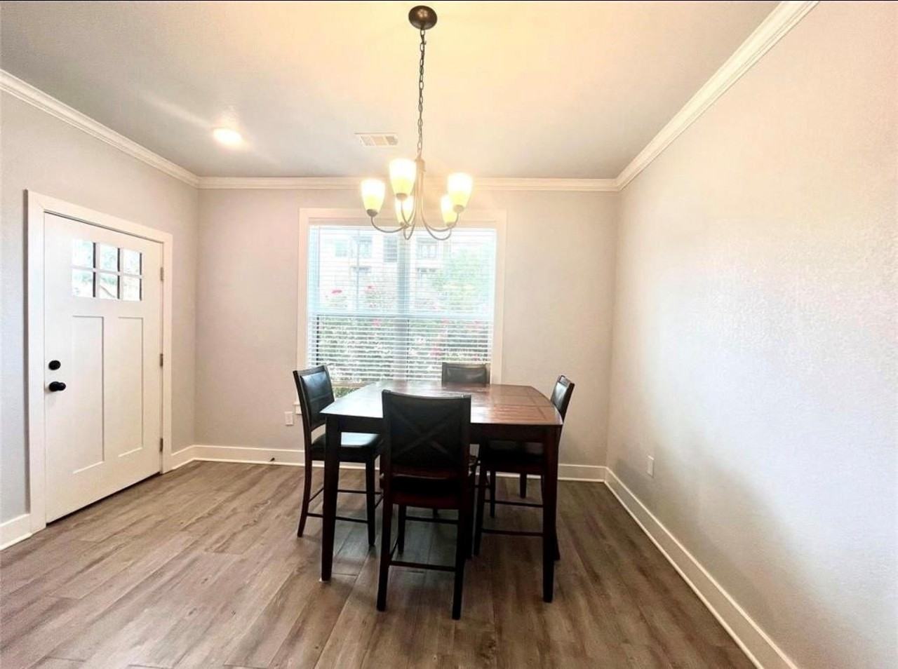 2126 Crescent Pointe Pkwy #2126 - Photo 5 of 15