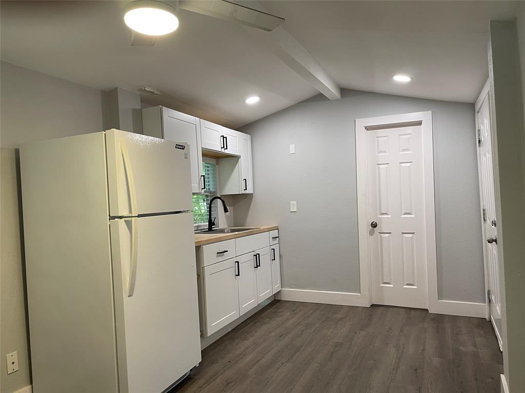 2113 River Rd #2113A - Photo 3 of 12