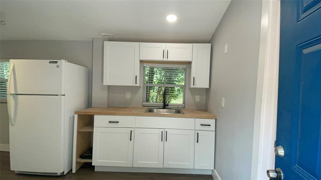 2113 River Rd #2113A - Photo 4 of 12