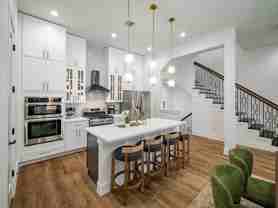 1305 E 27th St #1305B - Photo 1 of 1