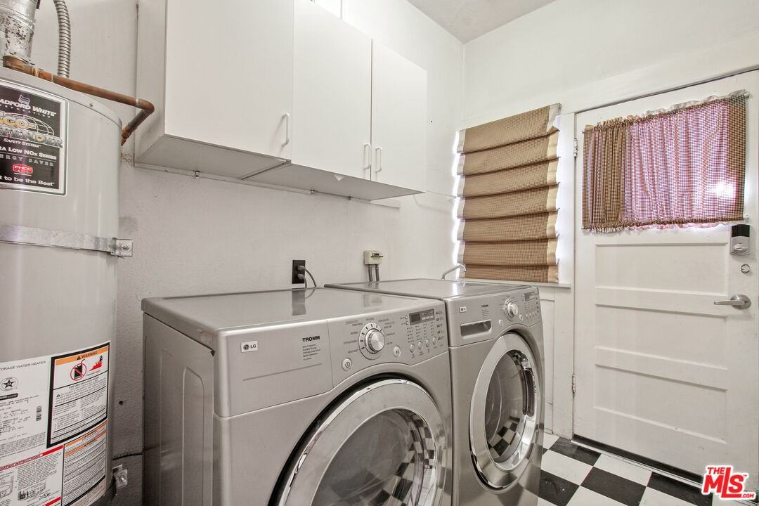 N Plymouth Blvd #617619-1-2 - Photo 6 of 12