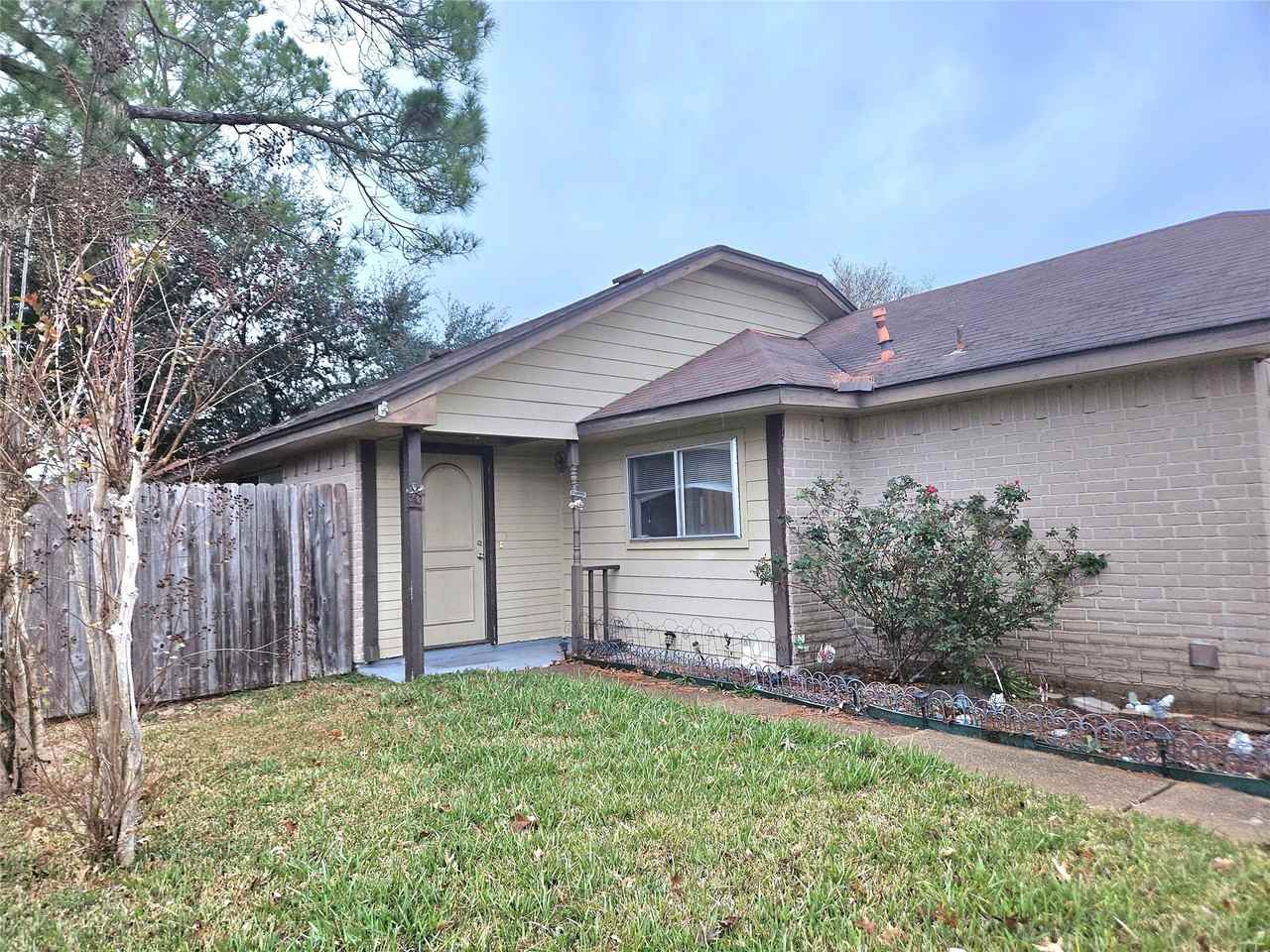 10810 Parkland Woods Dr #10810