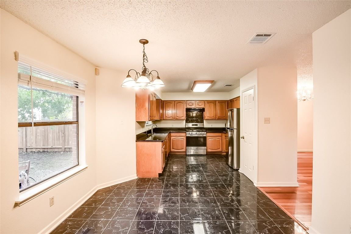 6914 Dallas Dr #6914 - Photo 2 of 31