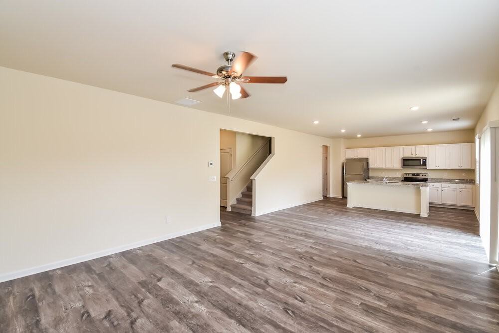 324 Hamilton Pointe Dr - Photo 5 of 17