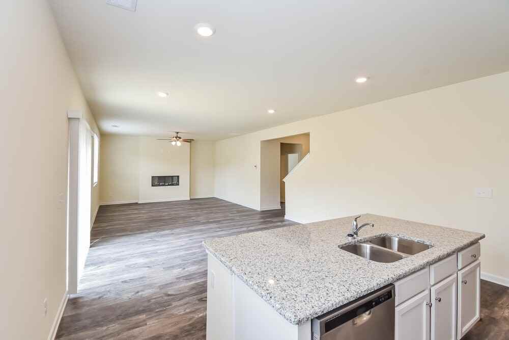 324 Hamilton Pointe Dr - Photo 7 of 17