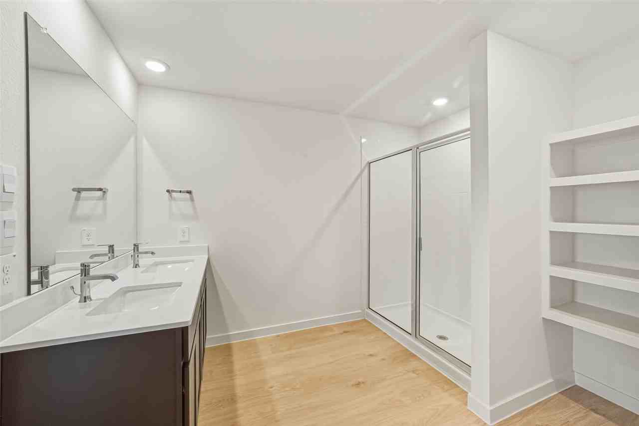 4322 Camden Lakes St #4322 - Photo 2 of 28