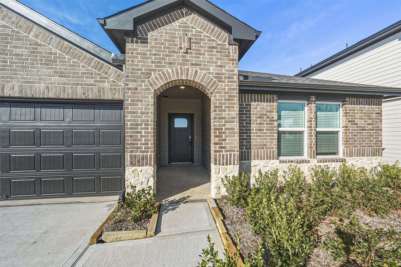 4322 Camden Lakes St #4322 - Photo 3 of 28