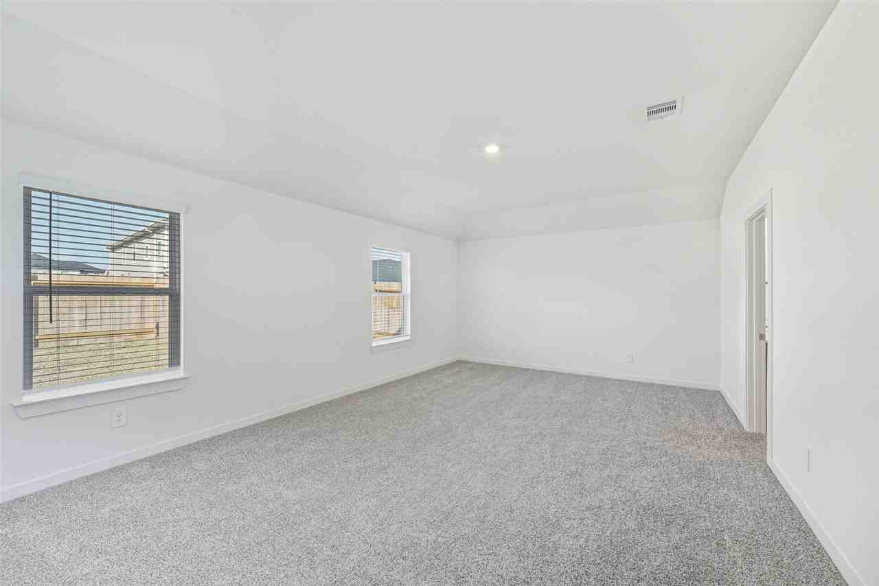 4322 Camden Lakes St #4322 - Photo 7 of 28