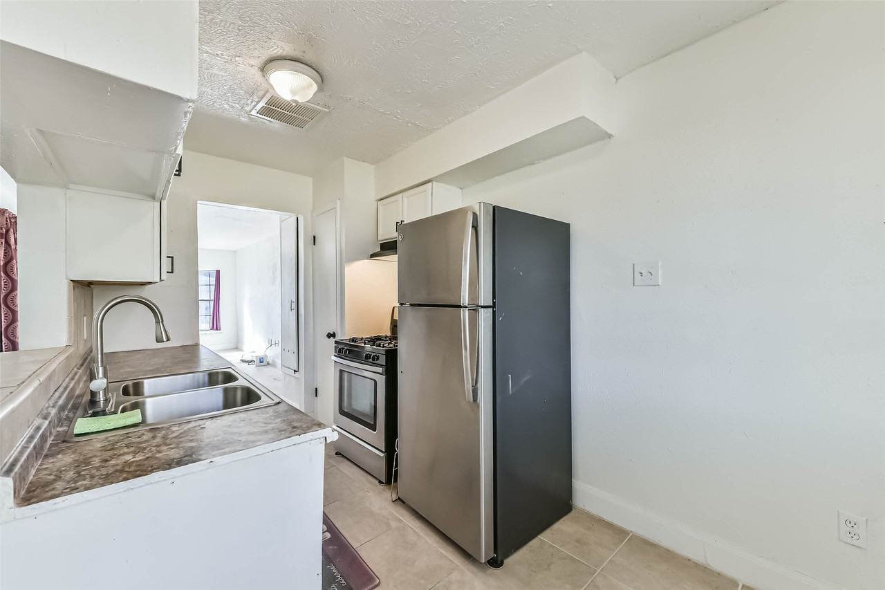 11411 Murr Way #11411 - Photo 7 of 22