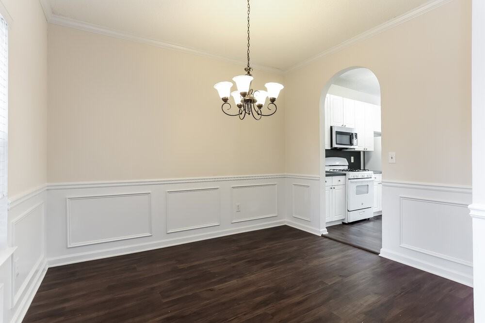 5929 Rosie Ln Se - Photo 6 of 17