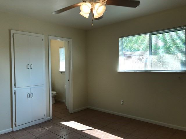 5213 Joe Sayers Ave #5213-3 - Photo 6 of 8