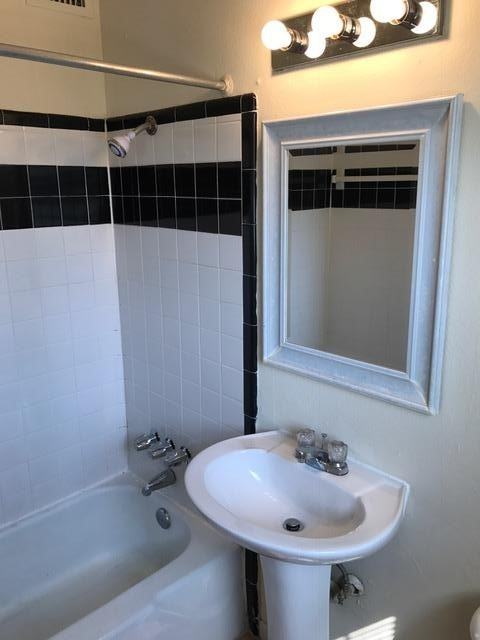 5213 Joe Sayers Ave #5213-3 - Photo 7 of 8