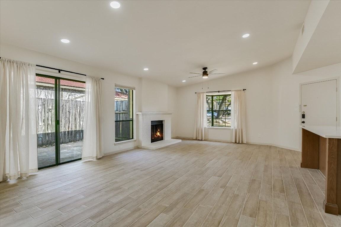 8415 Fathom Cir #8415B - Photo 7 of 17