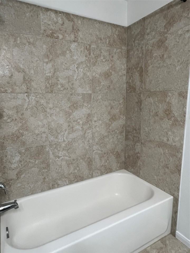 99 Fordland Estate Dr #99 - Photo 4 of 17