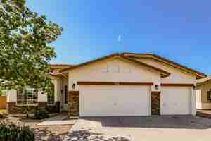 featured image of 7313 W Ellis St