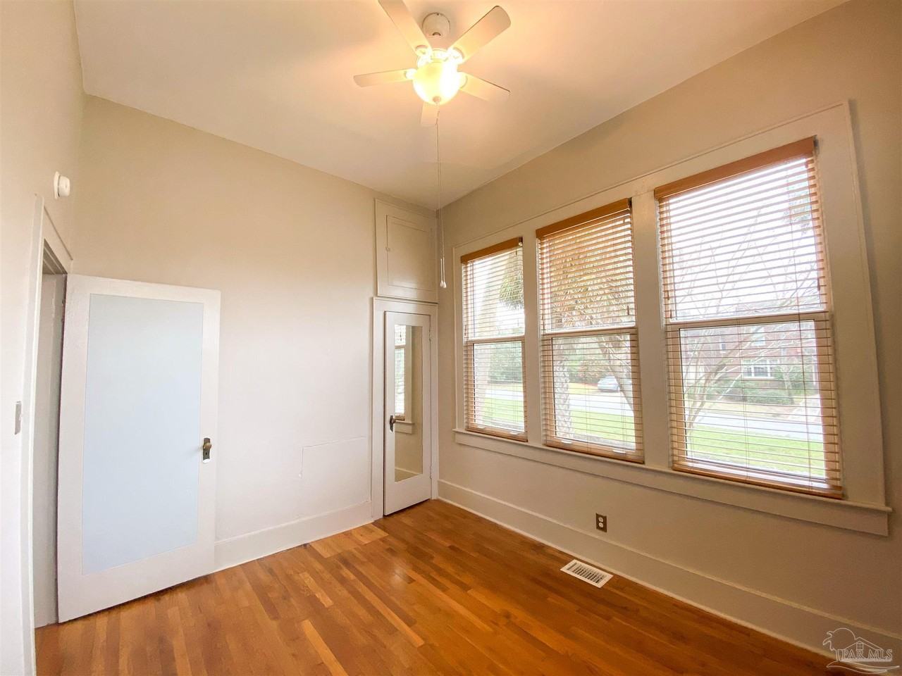 1724 N E St #1724A - Photo 4 of 14