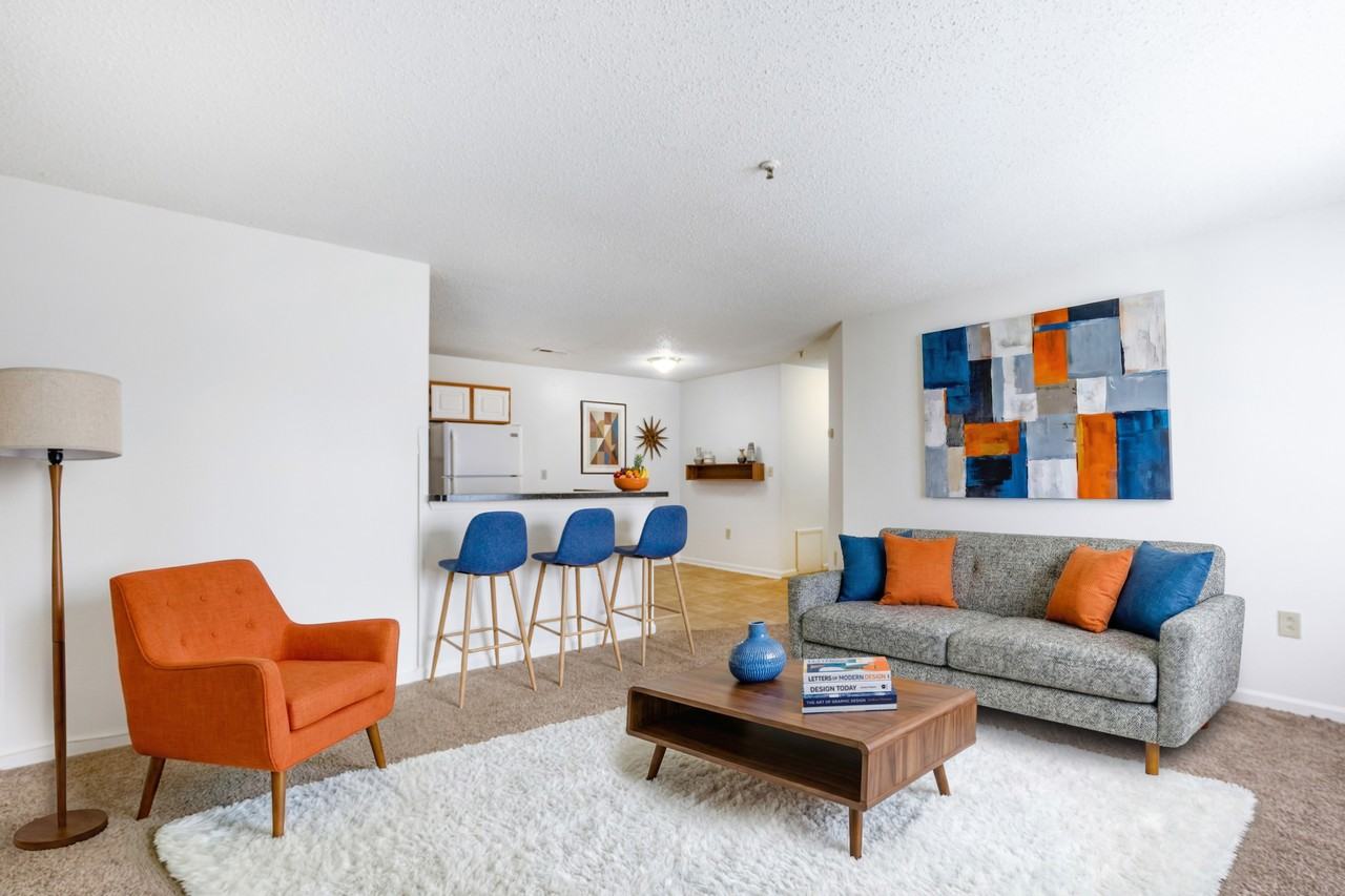 Mallard Cove Apartments - Photo 4 of 48