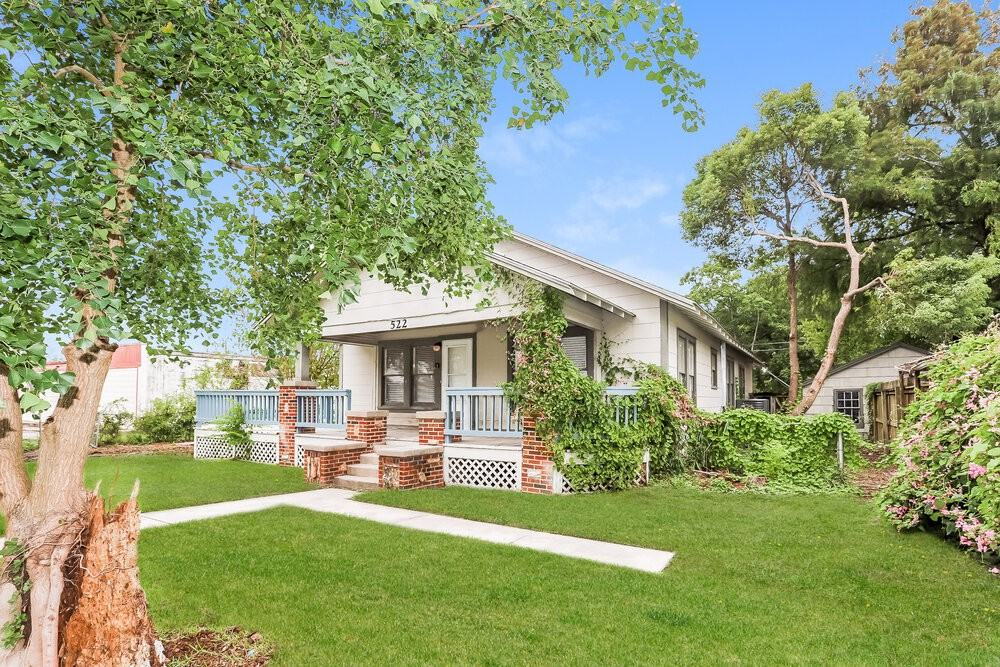 522 12th Ave N - Photo 3 of 25