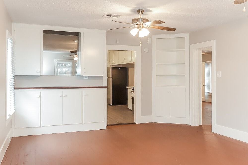 522 12th Ave N - Photo 7 of 25