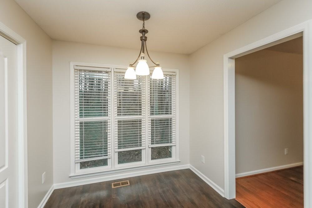 2624 Loring Rd Nw - Photo 6 of 17