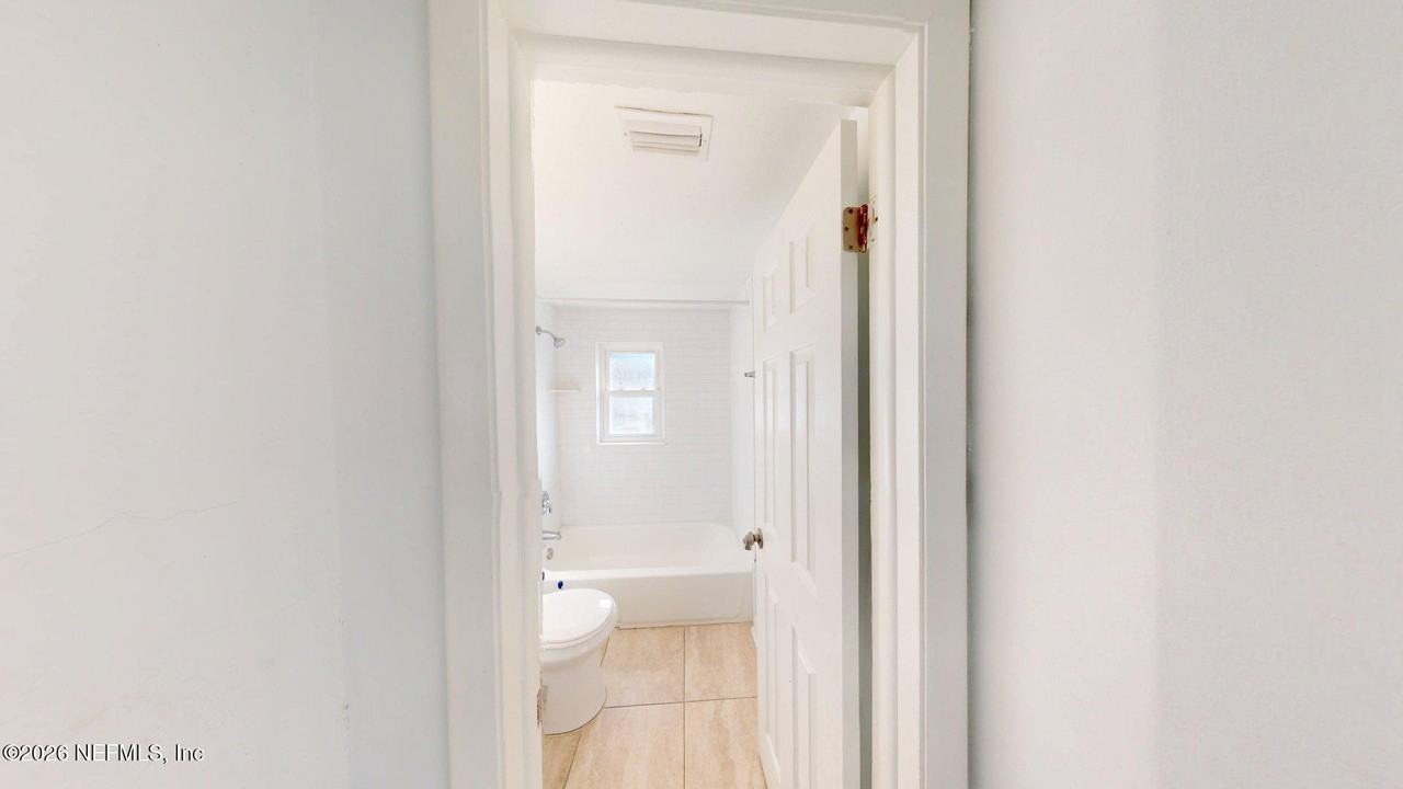 5246 Devron Dr #5246 - Photo 6 of 18