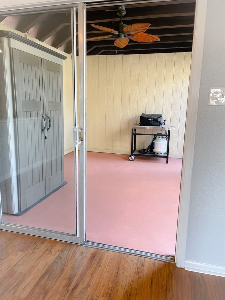 2744 Briarhurst Dr #2744-50 - Photo 4 of 23