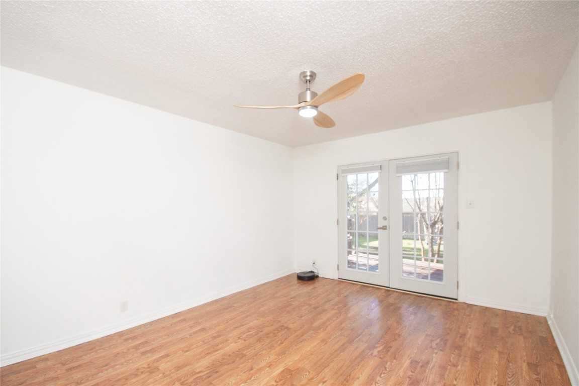 501 Greenway Dr #501 - Photo 6 of 20