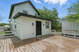 featured image of 903 N Miller St #903