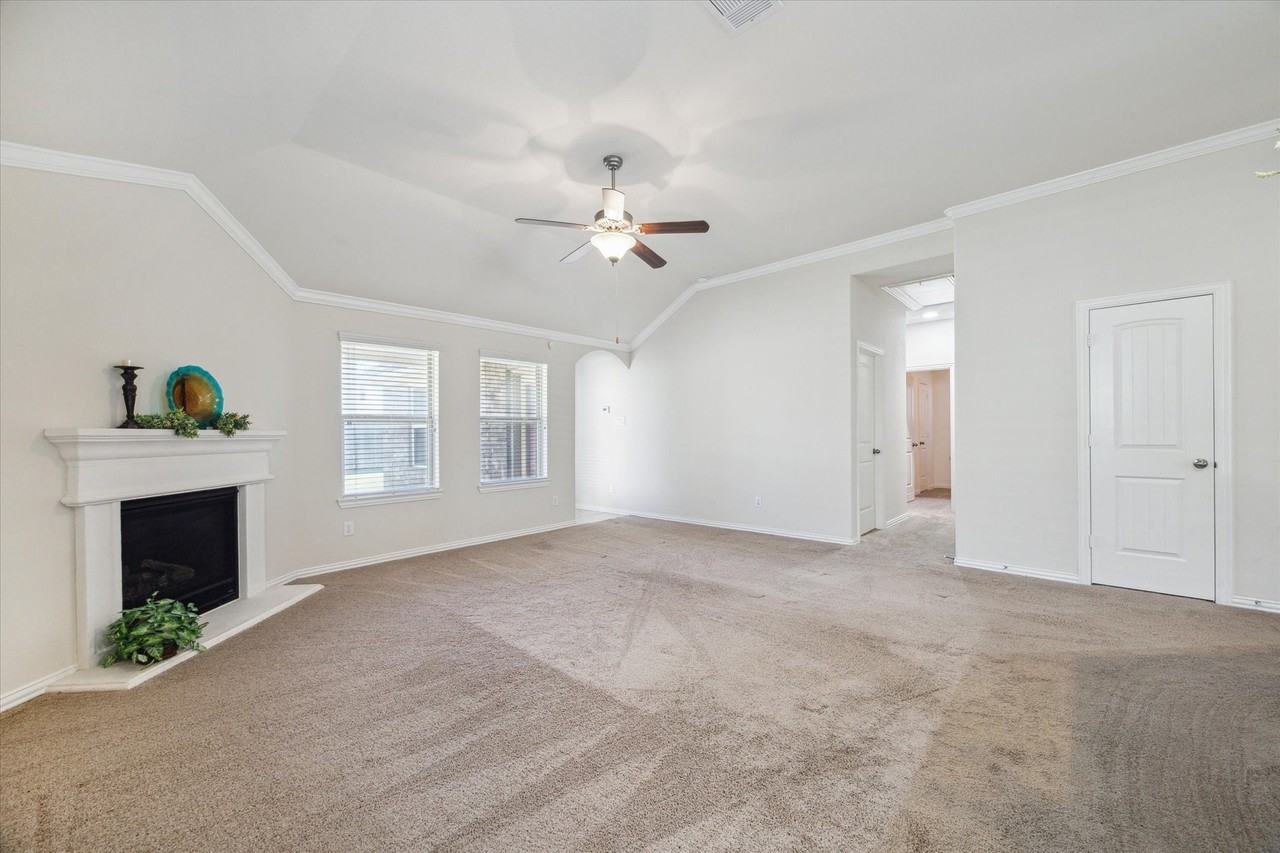 5213 Kendall Glen Ct #5213 - Photo 3 of 11