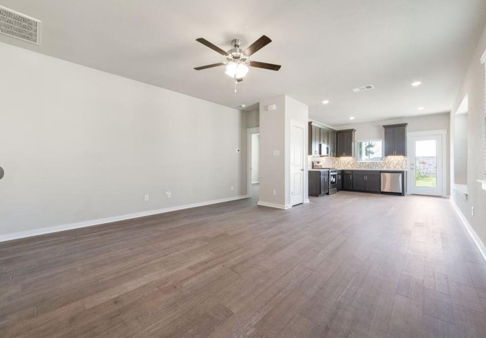 2221 Rocoso Trl #2221 - Photo 2 of 16