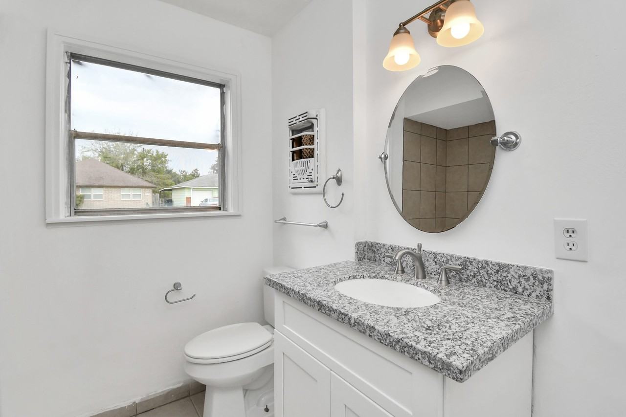 8534 Fillmore St #8534 - Photo 2 of 39