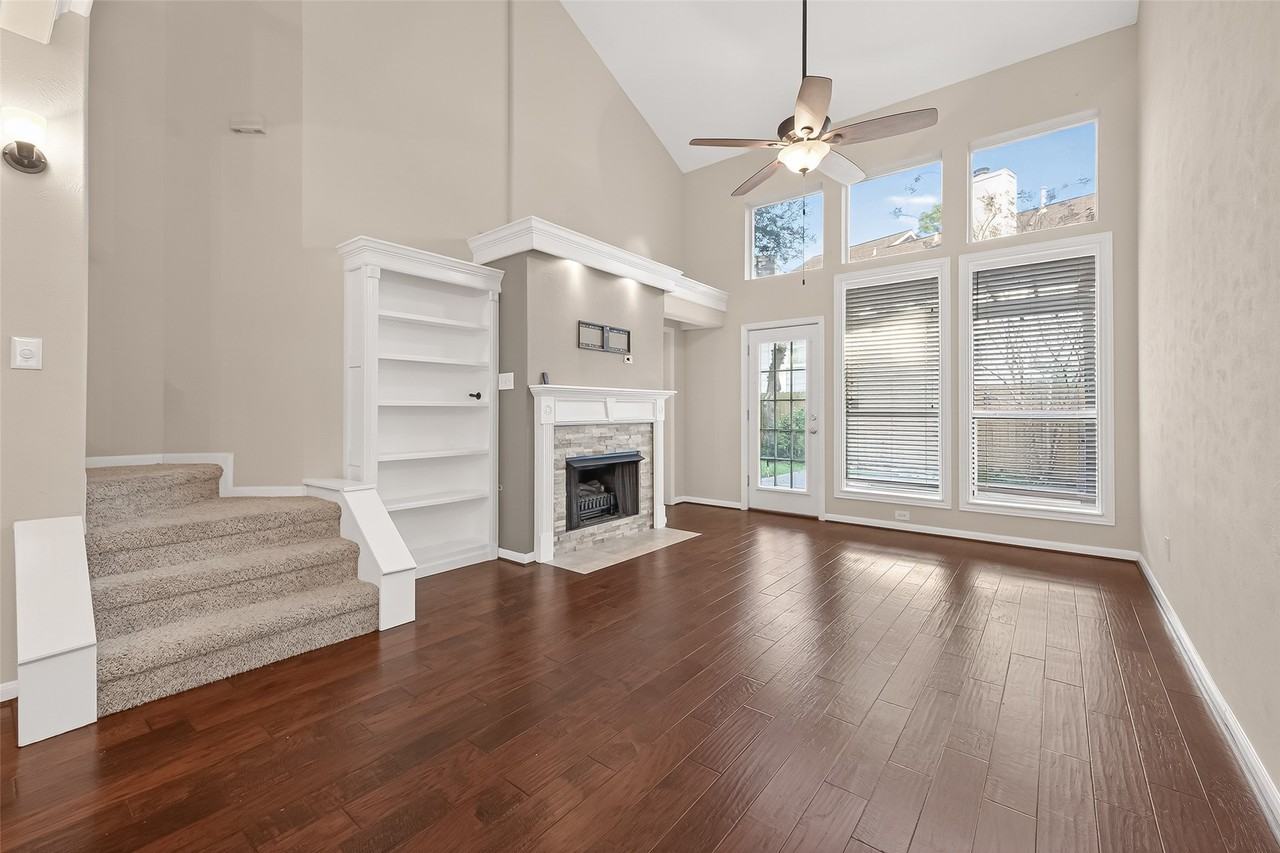 2330 Everest Way #2330 - Photo 7 of 49