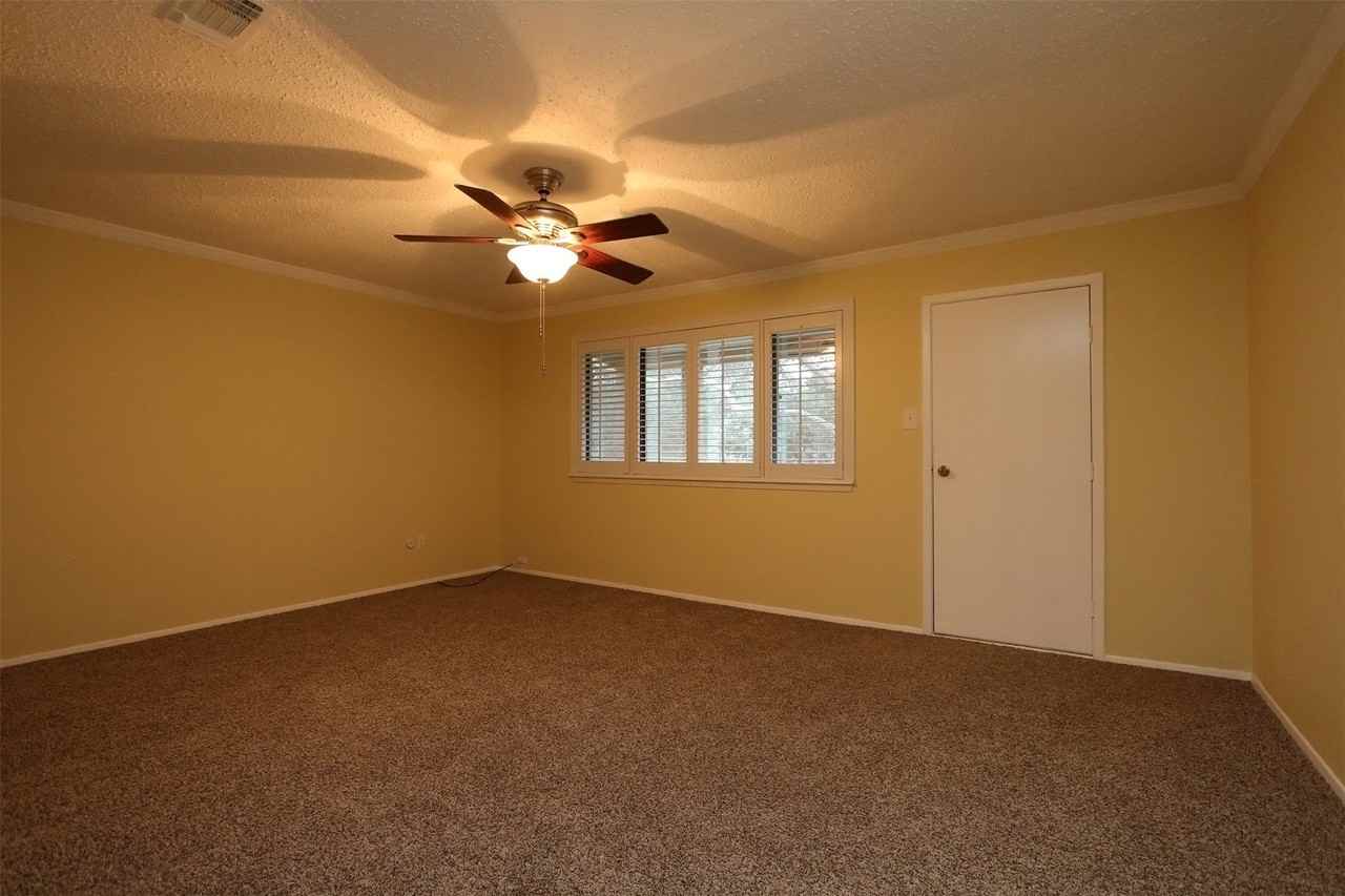 6430 Kentwick Dr #6430 - Photo 5 of 25