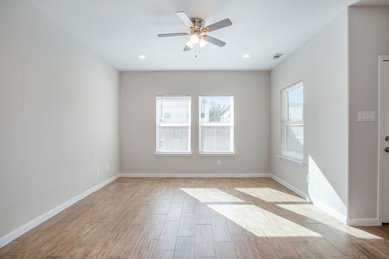 17125 Wilthorne Colony Ct #17125 - Photo 4 of 15