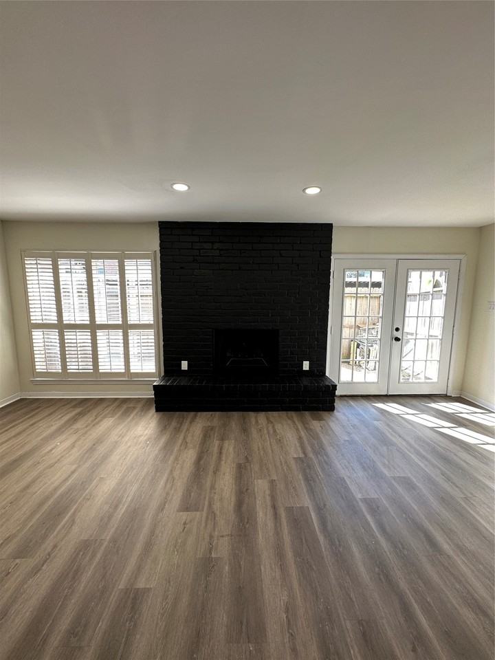 10378 Briar Forest Dr #1037832-5 - Photo 4 of 18